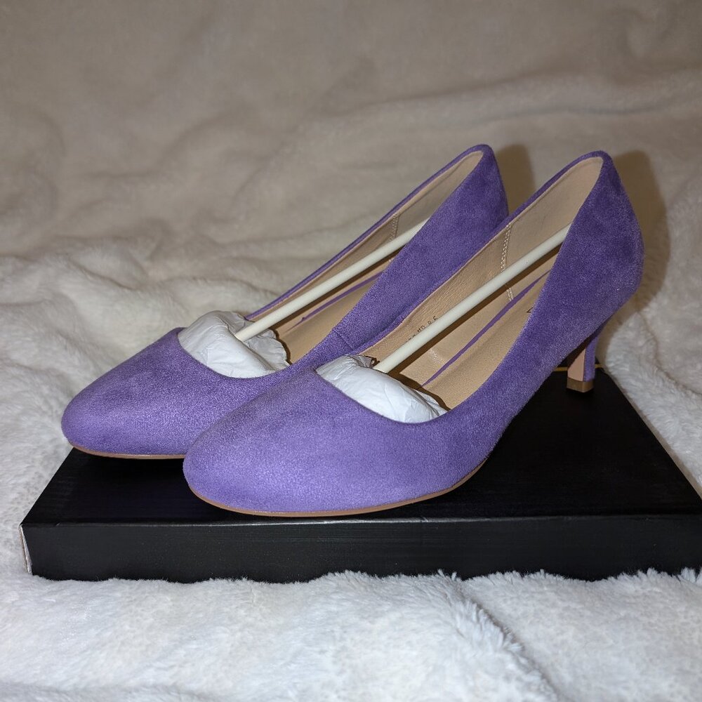 Purple Suede 2 in Pumps (NEW IN BOX) size 8.5